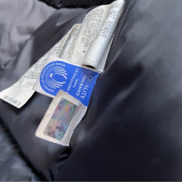 Authentic Canada goose size M - Picture 5 of 5